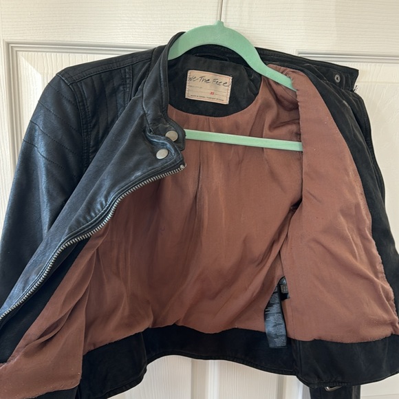 We the Free / Free People Vegan Leather Jacket XS - Picture 4 of 8